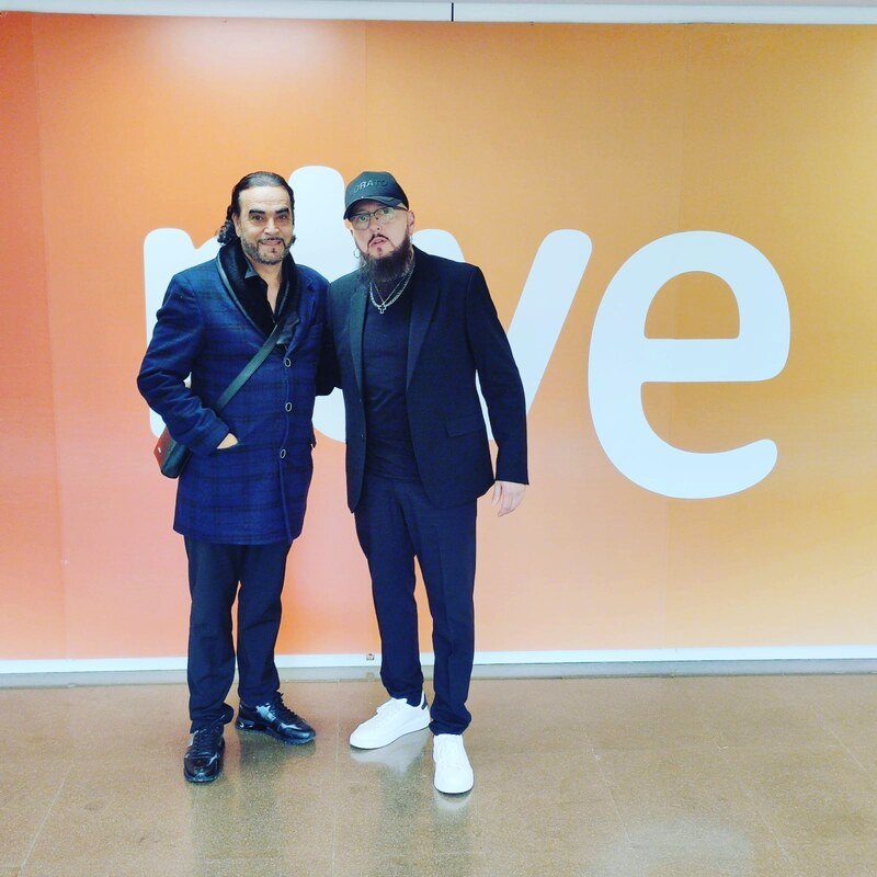 Isaac Vigueras en los estudios de RTVE